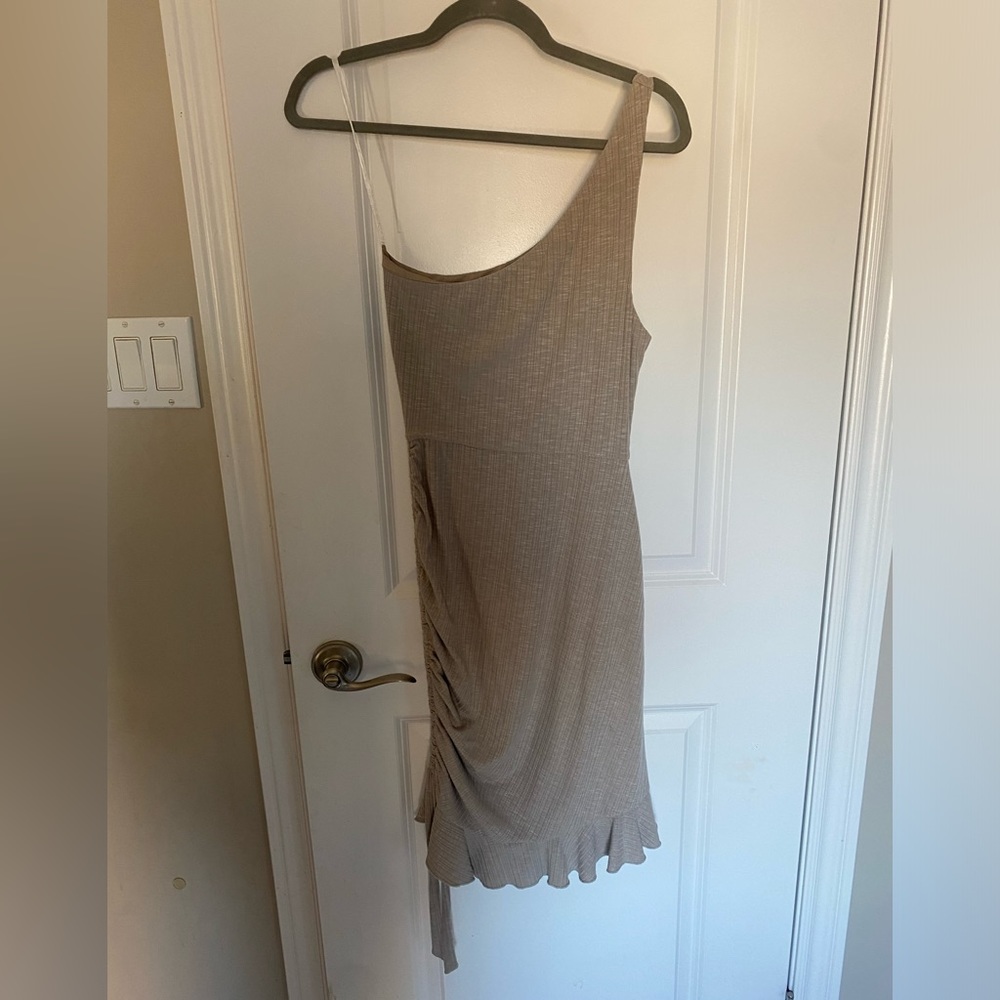 Lovers + Friends ribbed asymmetrical one shoulder dress- XS